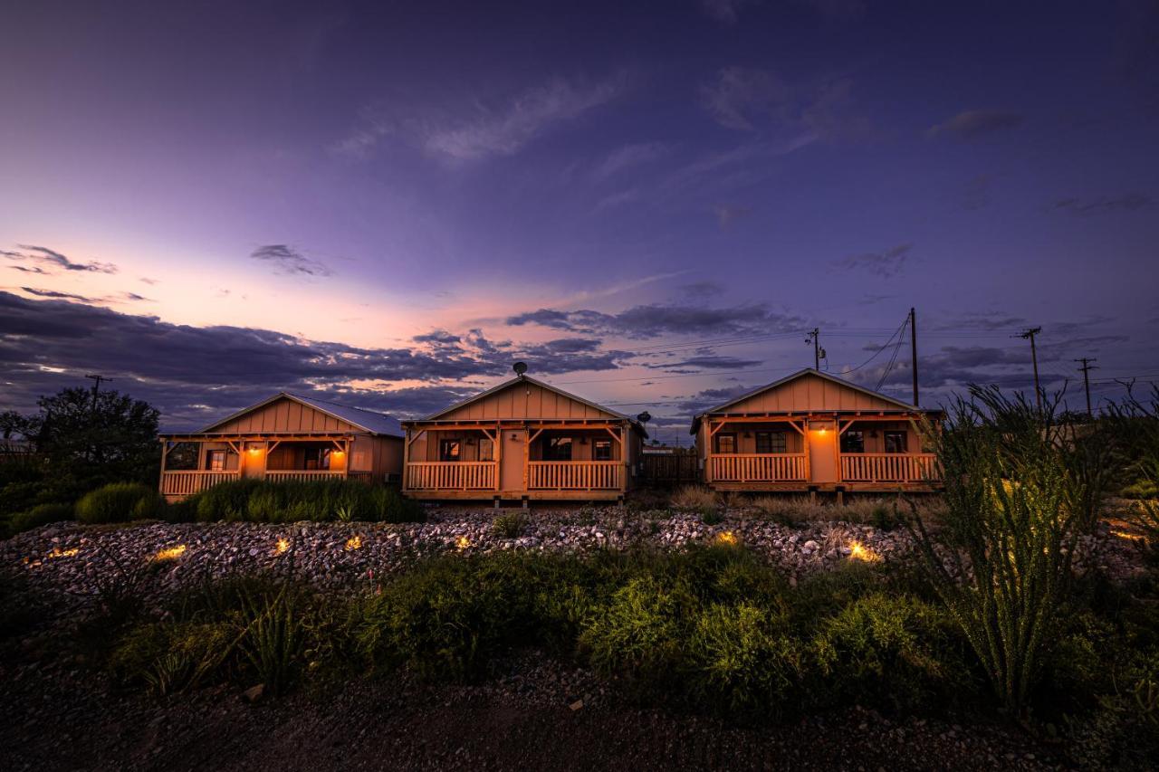 -Pet Friendly- Miners Cabin #5 -Two Double Beds - Private Balcony Тумстон Экстерьер фото