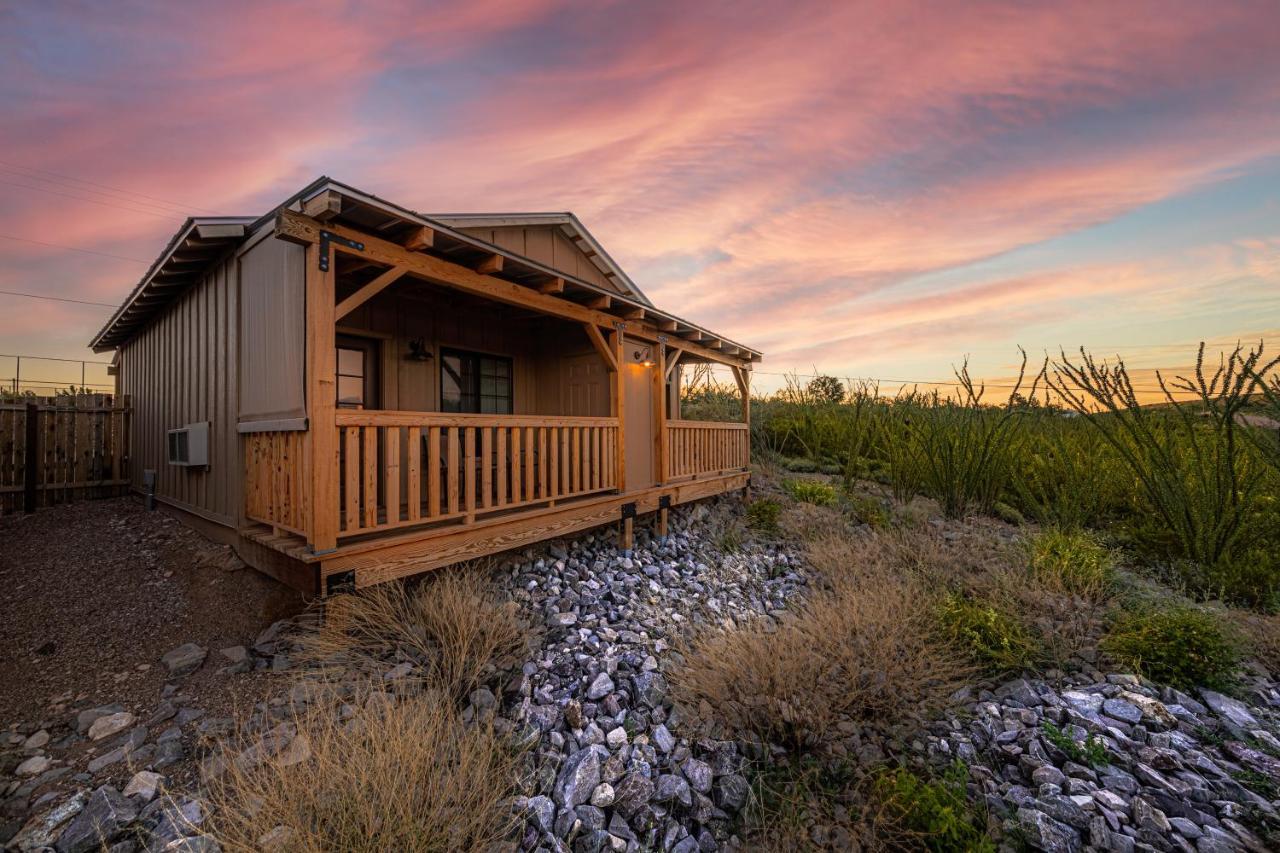 -Pet Friendly- Miners Cabin #5 -Two Double Beds - Private Balcony Тумстон Экстерьер фото