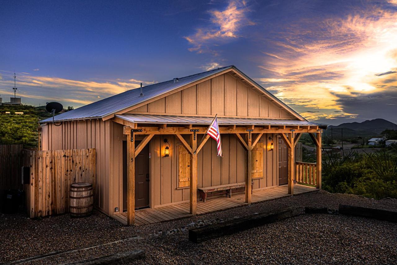 -Pet Friendly- Miners Cabin #5 -Two Double Beds - Private Balcony Тумстон Экстерьер фото